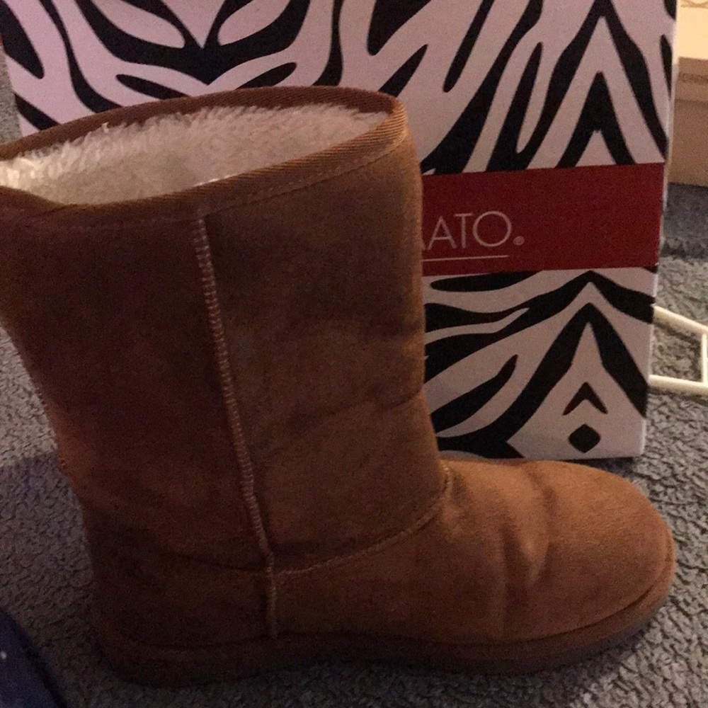 brown boots